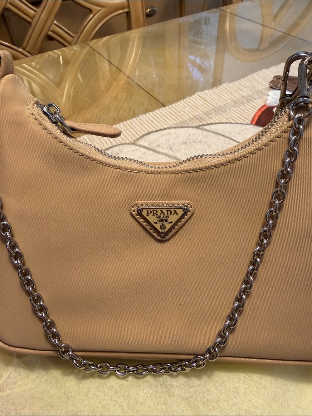 Pra-da Beige Re-edition (Not-auth..) - Picture 4 of 9